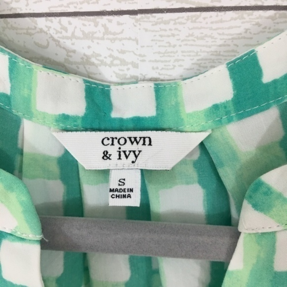 Crown & Ivy High Low Hem Check Sleeveless … - Picture 4 of 4